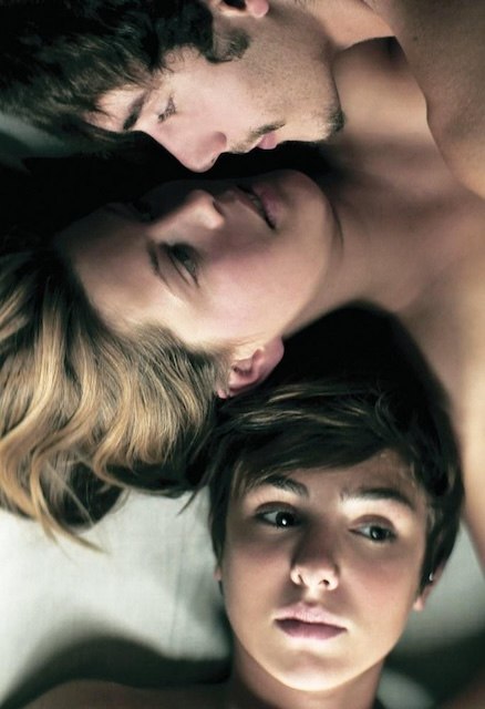 名称：《地狱泳池清洗》中字（2011）描述：导演: 卡洛斯·康塞桑编剧: Carlos Conceição主演: Maria Albergaria / 马丁·巴尔贝托 / Maria Leite类型: 剧情 / 爱情 / 短片制片国家/地区: Portugal语言: Portuguese上映日期: 2011-03(葡萄牙)片长: 20分钟又名: Hell, or Pool Cleaning链接：🔗夸克：