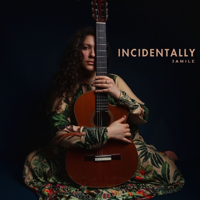 名称：Jamile-Incidentally - 2026-07-31-FLAC 48kHz-24bit qobuz描述：Jamile《Incidentally》2026专辑，融合巴西巴萨诺瓦与现代爵士，人声温润细腻，演绎Jobim等经典曲目，简约通透，充满慵懒治愈的南美音乐氛围